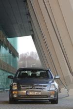 Cadillac STS 2005 года
